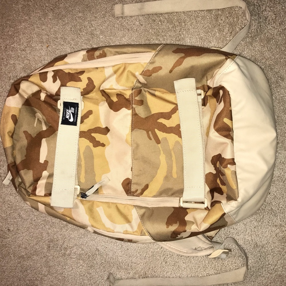 Nike SB desert tan camo backpack